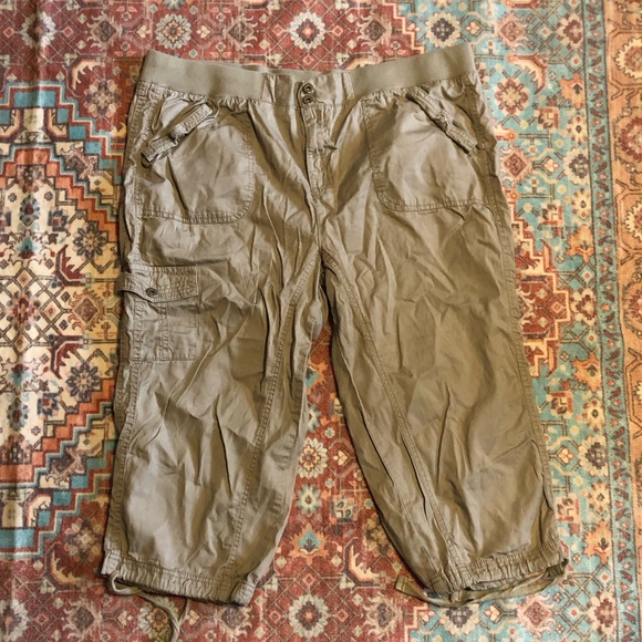 Paradisio Pants - Casual Cargo Capri Pants
